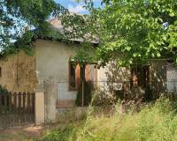 Ponúkame na predaj rodinný dom 3+1, pozemok 1503 m2 Bruty