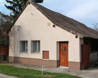 Na Predaj Rodinný dom pozemok 1587 m² v Horných Salibách 