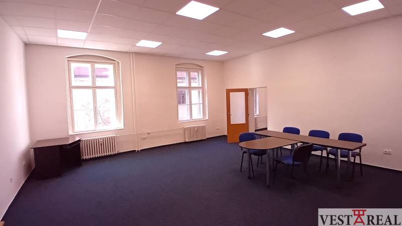 priestor na prenájom.jpg