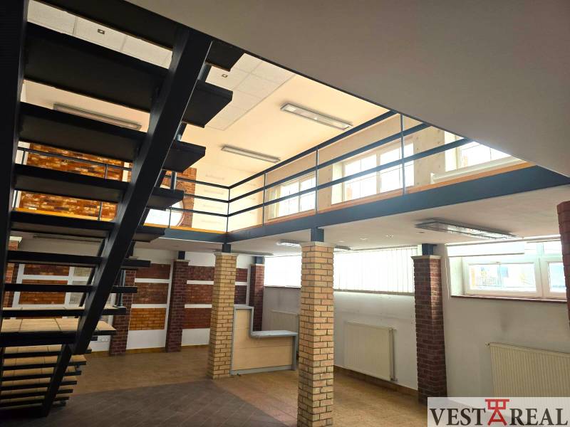 Prenájom obchodno- skladových priestorov Trnava 3.peg