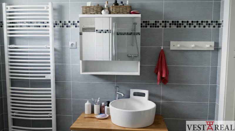 zrekonštruovaná kúpelňa v 2 izbovom byte na predaj.jpg