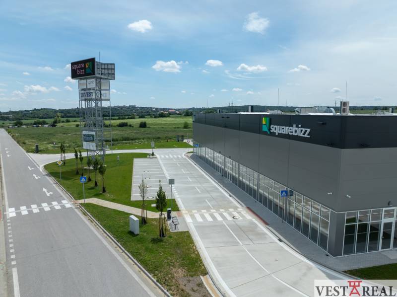 DJI_0750-NITRA_SQUAREBIZZ (1).jpg