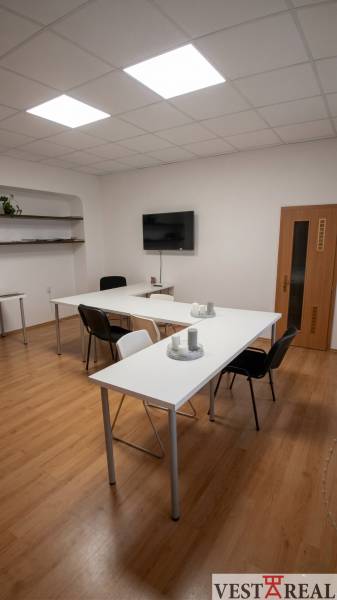 Priestor 3 na prenájom v Trnave na Hospodárskej ulici 3 .jpg