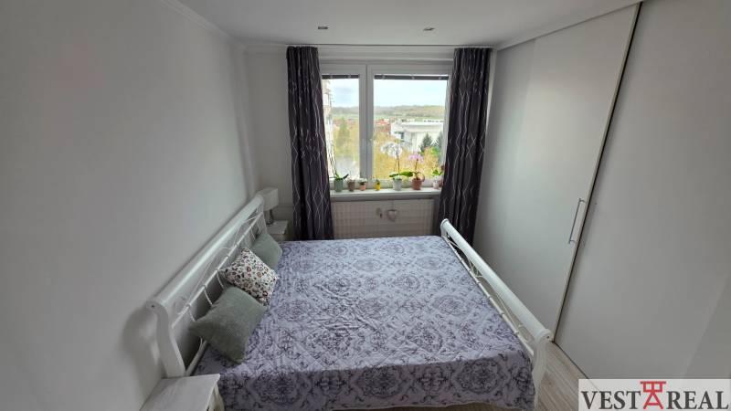 Prenájom 3 izbový byt Šala Veča