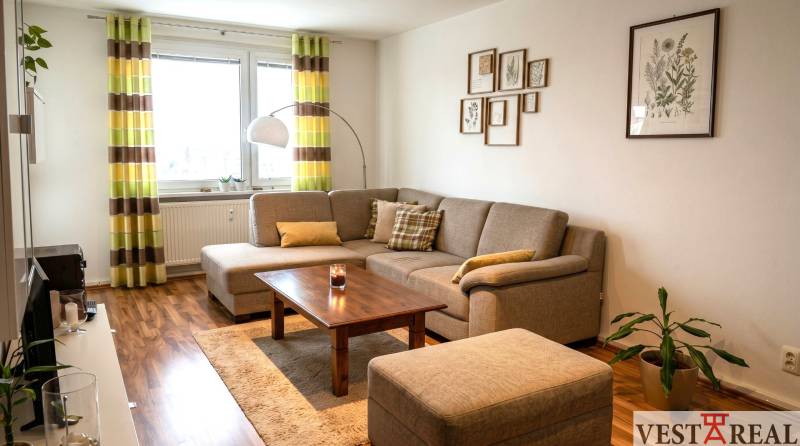 Na predaj 3 izbový byt s lodžiou Trnava ulica Ludvíka van Beethovena.jpg