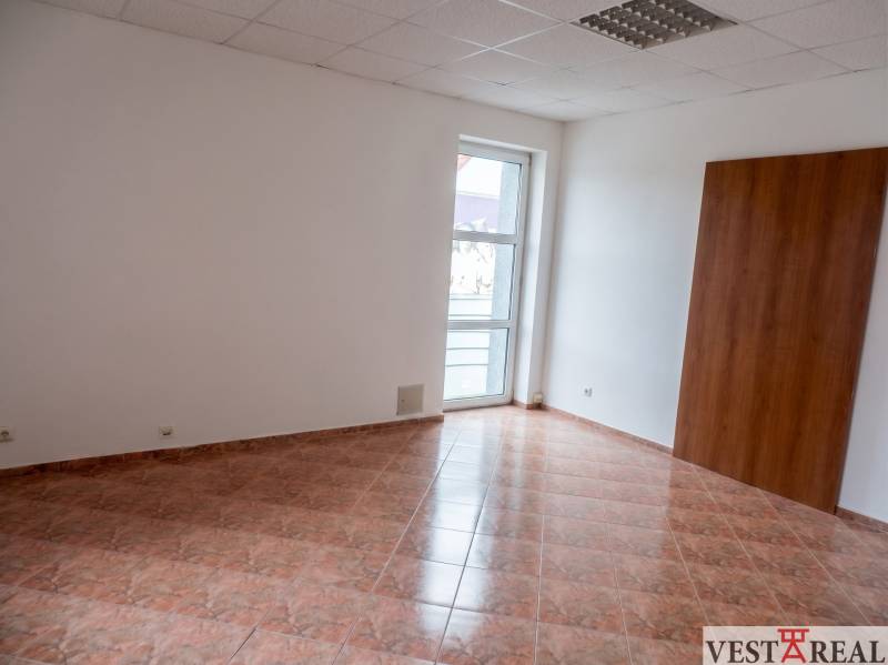 Administratívny priestor.JPG