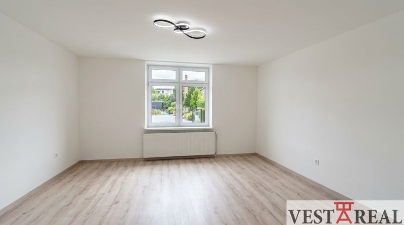izba od ulice 2.jpg