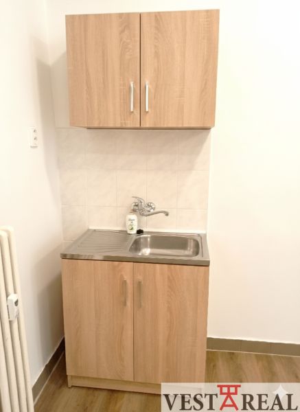 nový kuchynský kút.jpg