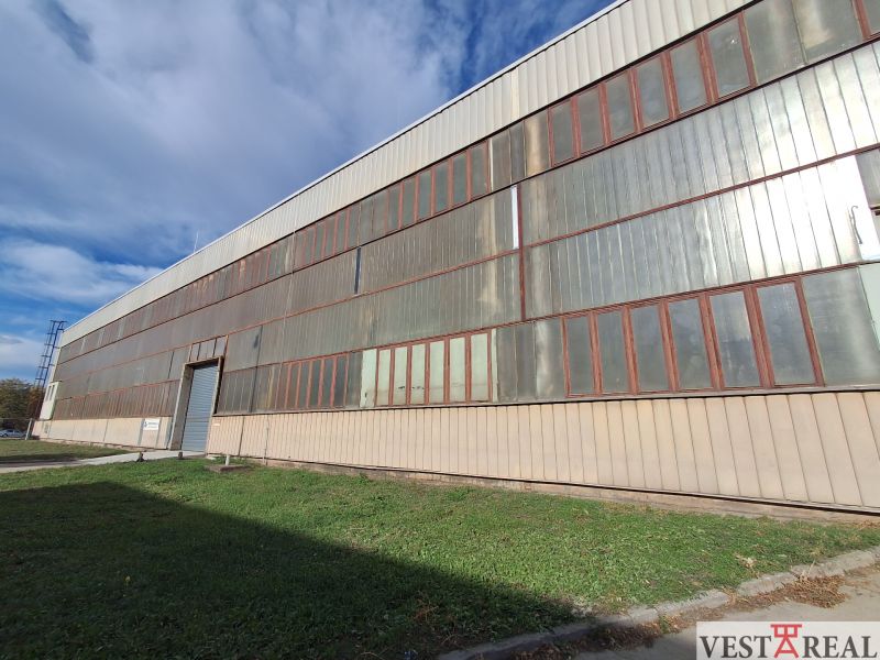 Na prenájom hala1200m2 Trnava Coburgova